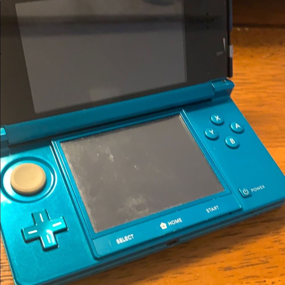 3DS - Picture 2 of 6